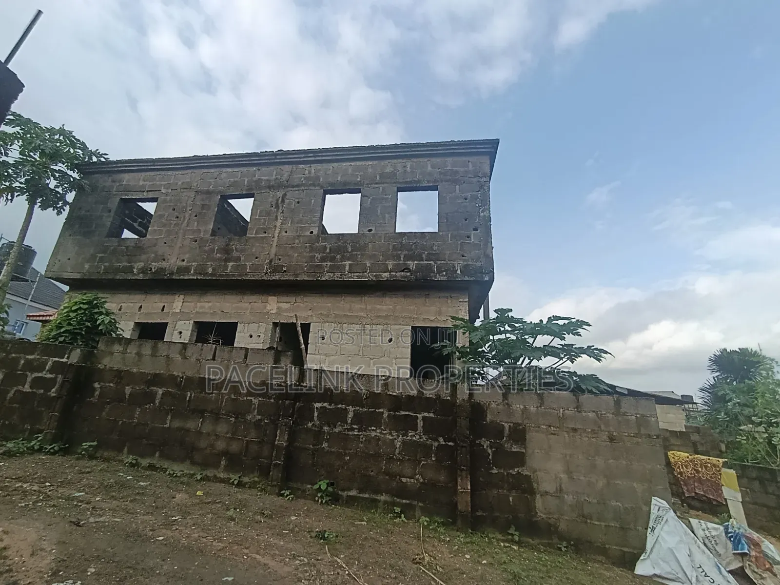 9bdrm Duplex in Peace Estate Baruwa for sale in Baruwa