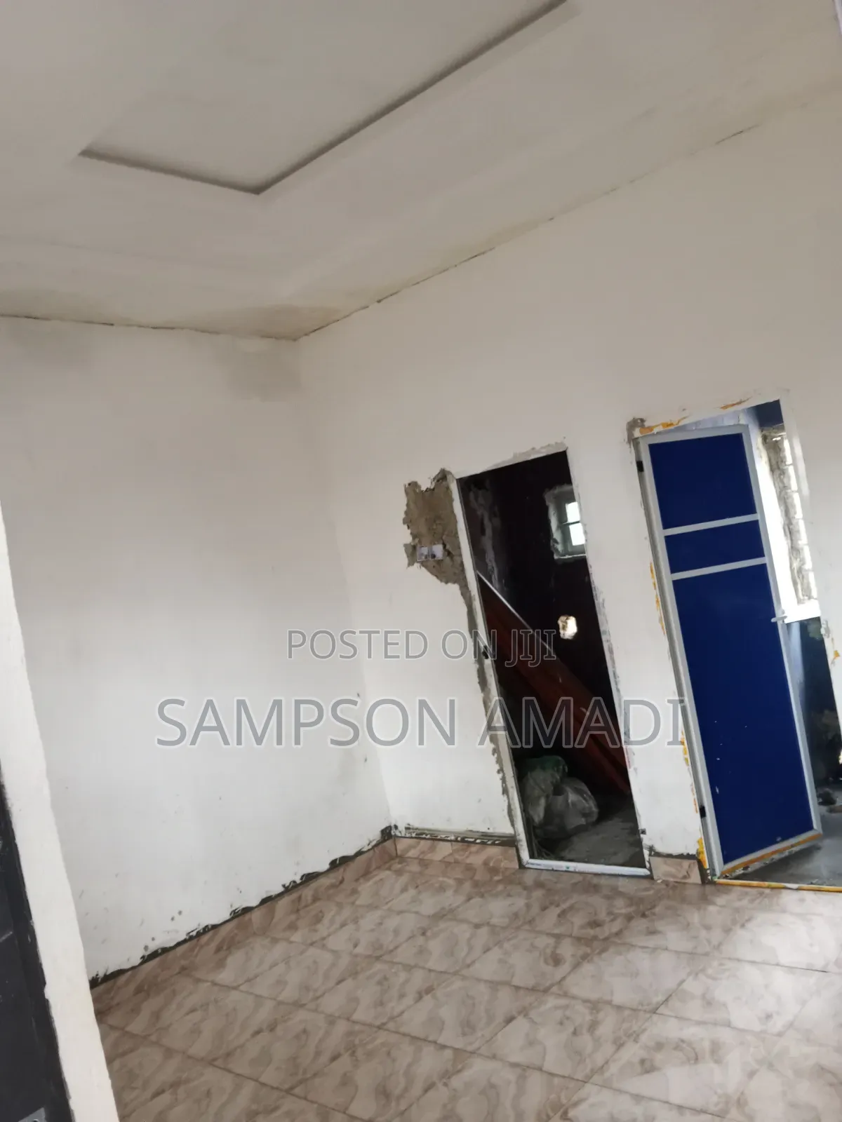 Self Contain to Let at Rumuohalu in Obio-Akpor