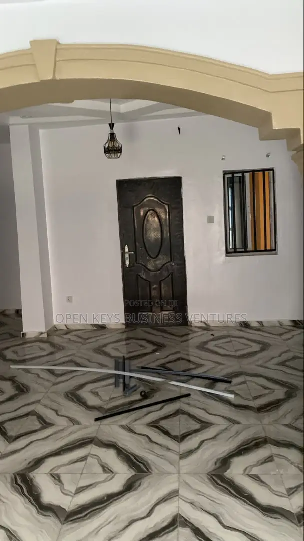 Furnished 3bdrm Apartment in Elebu, Akala Express for rent in Akala Express