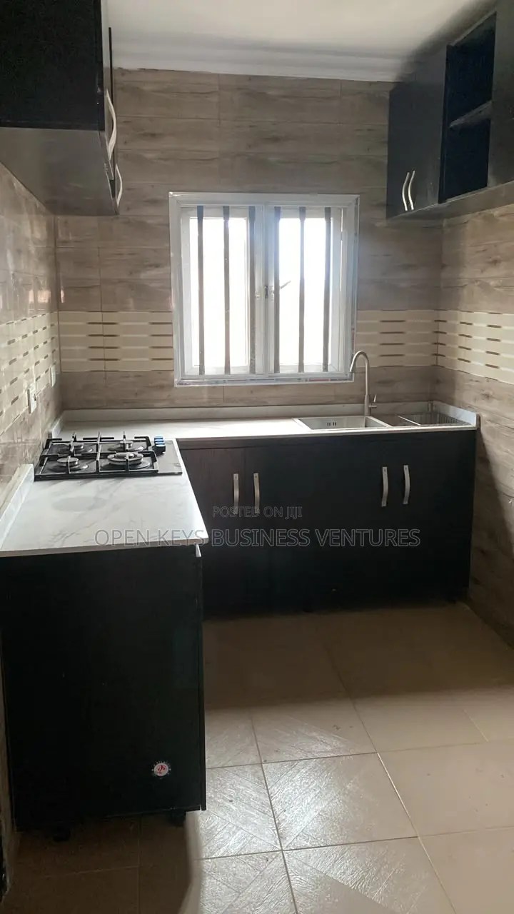 Furnished 3bdrm Apartment in Elebu, Akala Express for rent in Akala Express