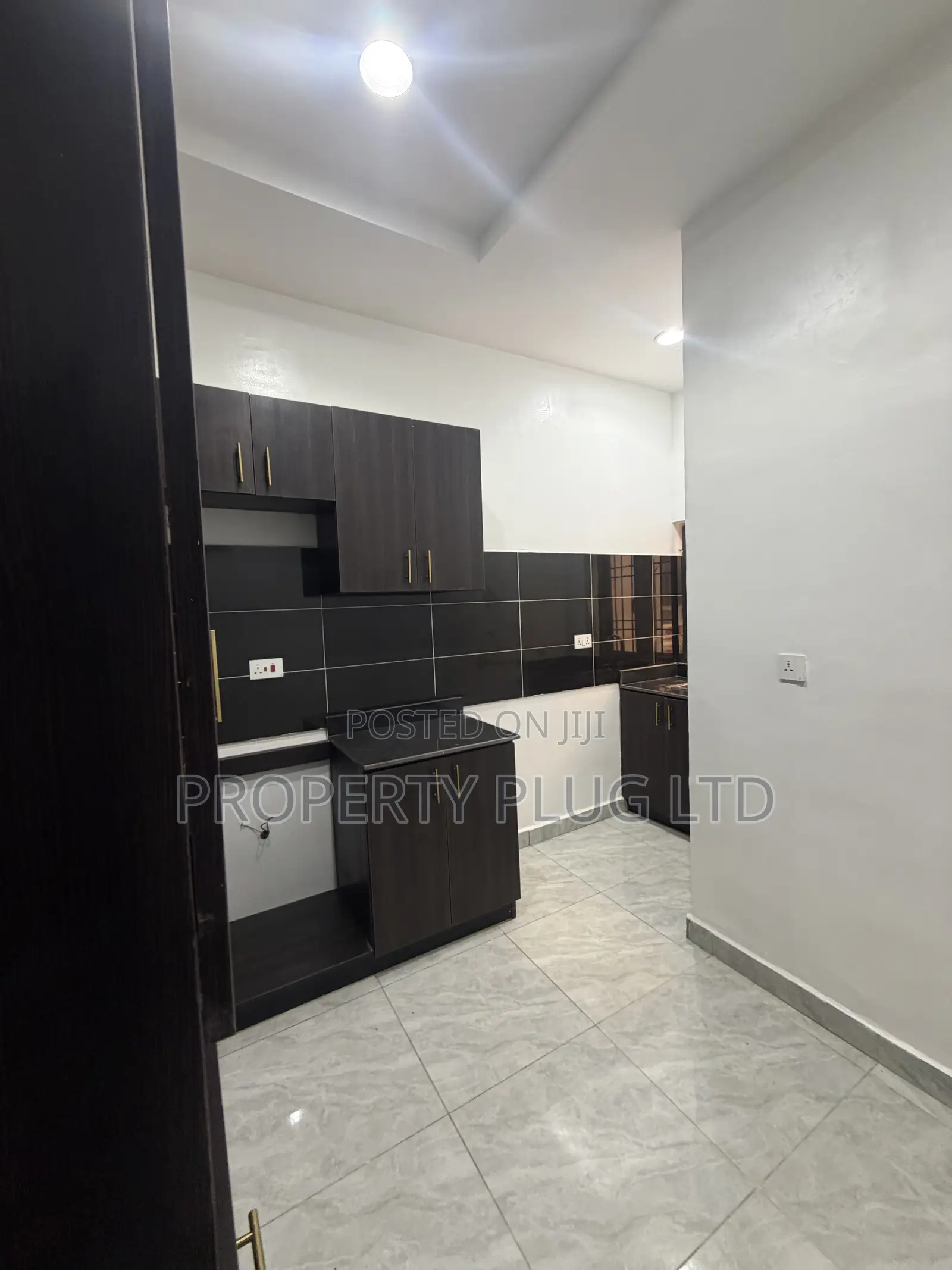 3bdrm Townhouse/Terrace in Idu for sale in Idu