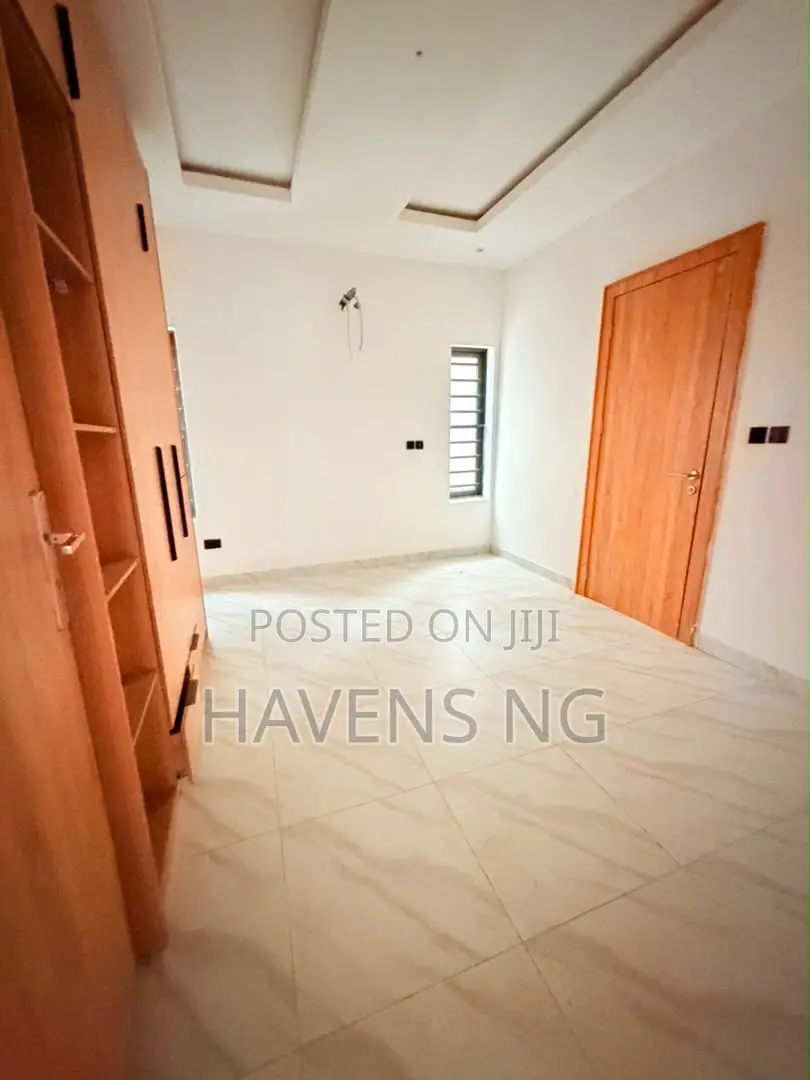 4bdrm Duplex in GRA Phase 1 for sale in GRA Phase 1