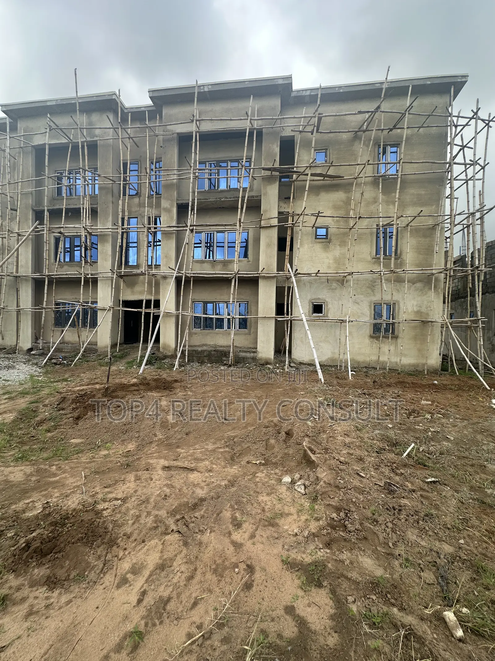 2bdrm Block of Flats in Crescent Garden, Kuje for sale in Kuje