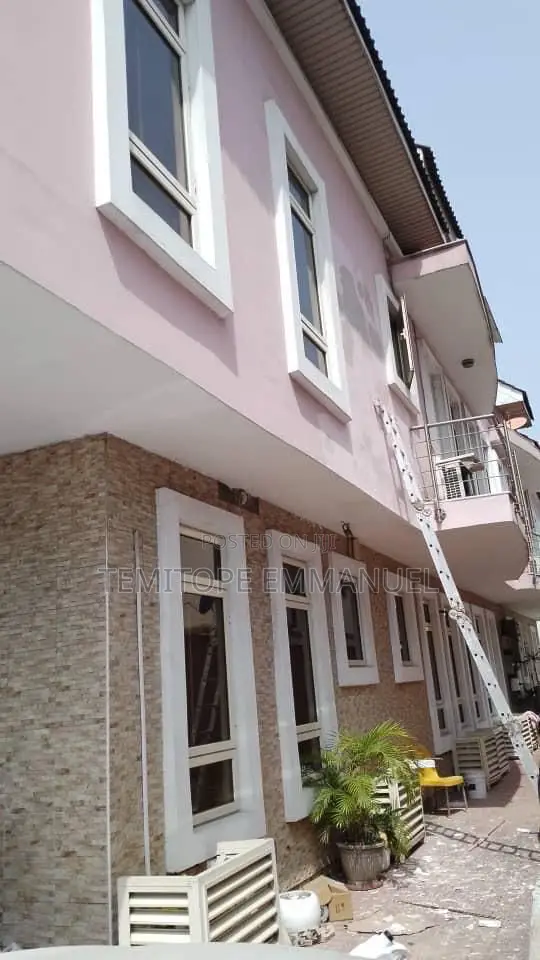 Furnished 5bdrm House in Lekki Phase 1 for sale in Lekki Phase 1