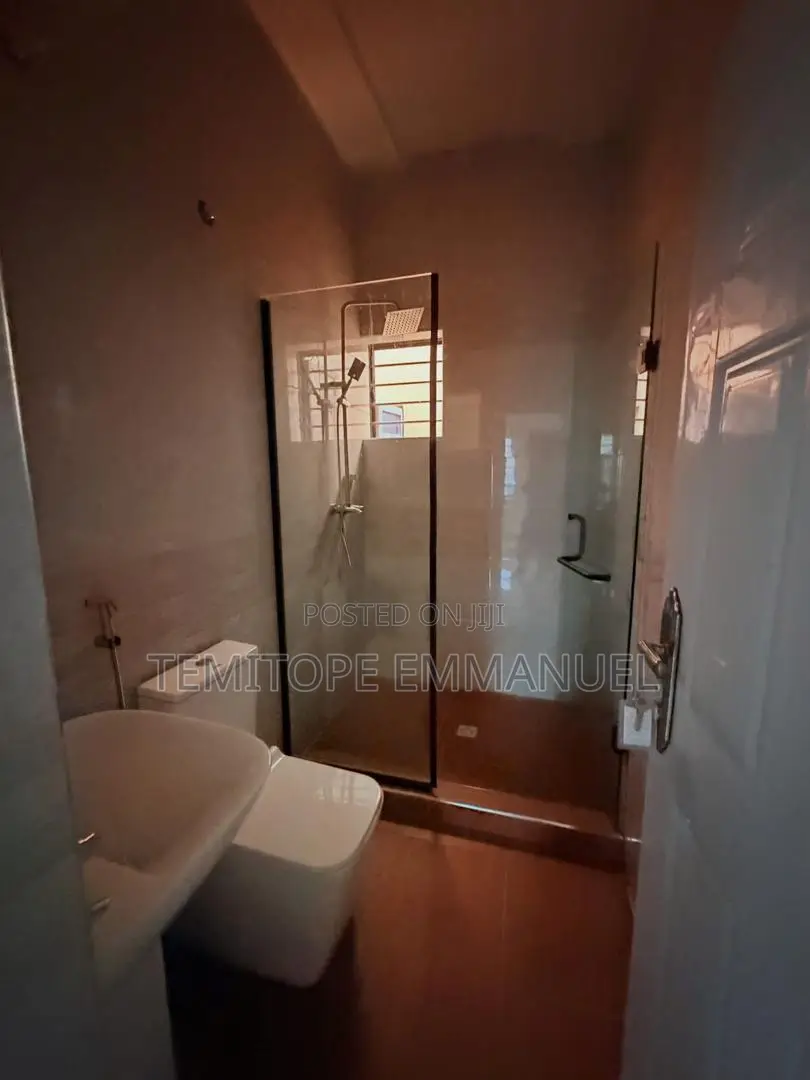 Furnished 4bdrm Duplex in Agege for sale in Agege