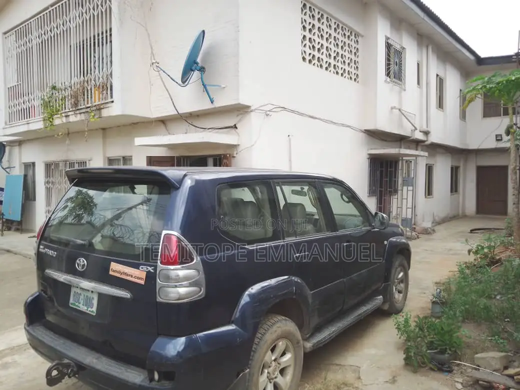 Furnished 11bdrm Duplex in Alimosho for sale in Alimosho