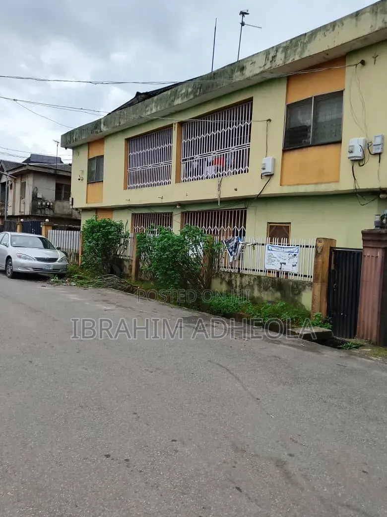 2bdrm Block of Flats in Egbeda for sale in Egbeda