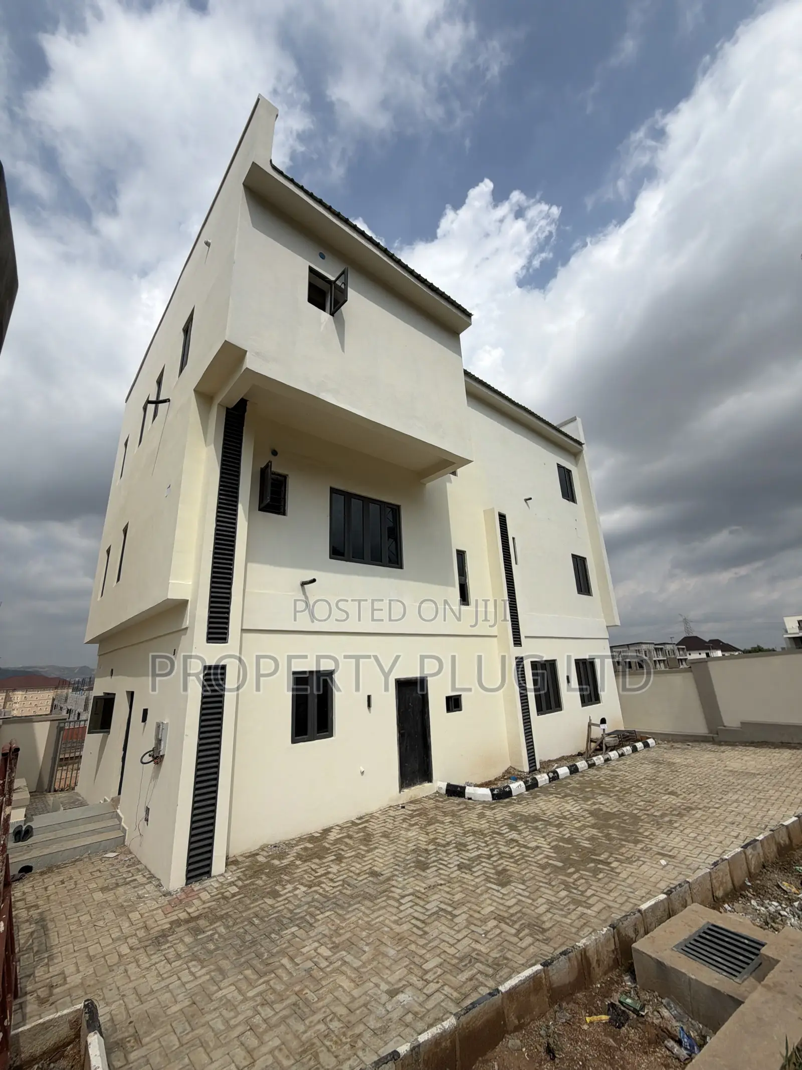 5bdrm Duplex in Katampe Extension for sale in Katampe Extension