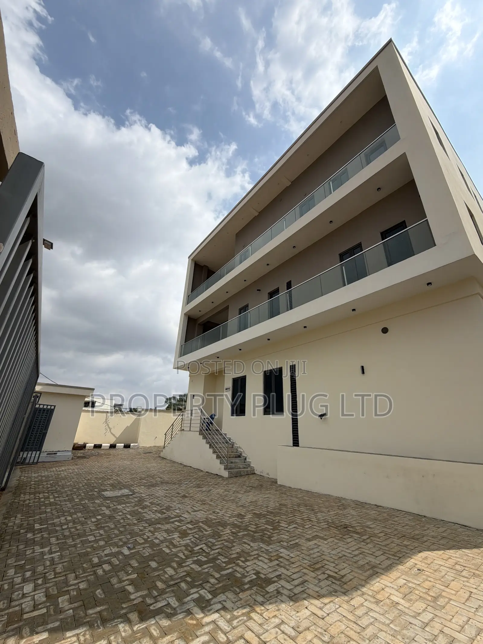 5bdrm Duplex in Katampe Extension for sale in Katampe Extension