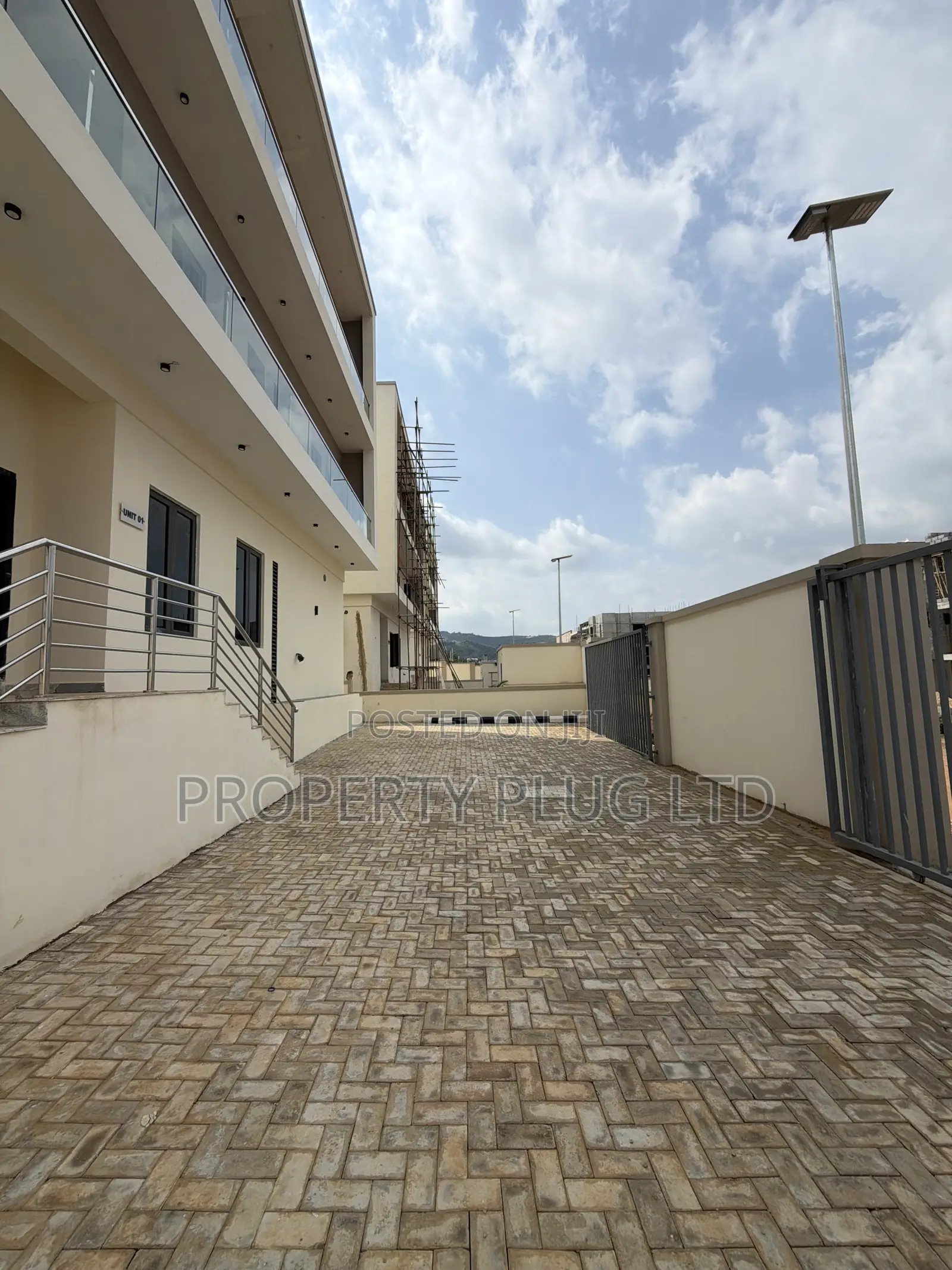 5bdrm Duplex in Katampe Extension for sale in Katampe Extension