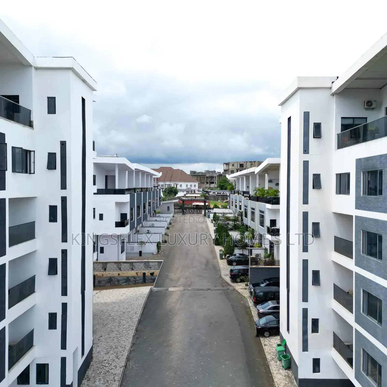 4bdrm Duplex in Estate, Guzape District for sale in Guzape District