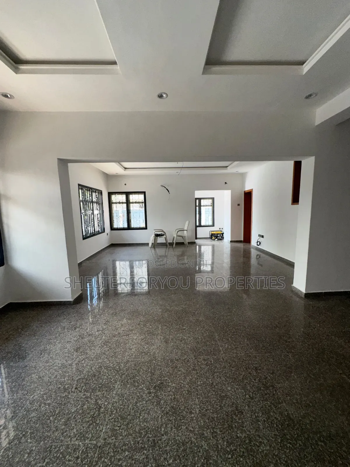 4bdrm House in Victoria Island Extension for sale in Victoria Island Extension