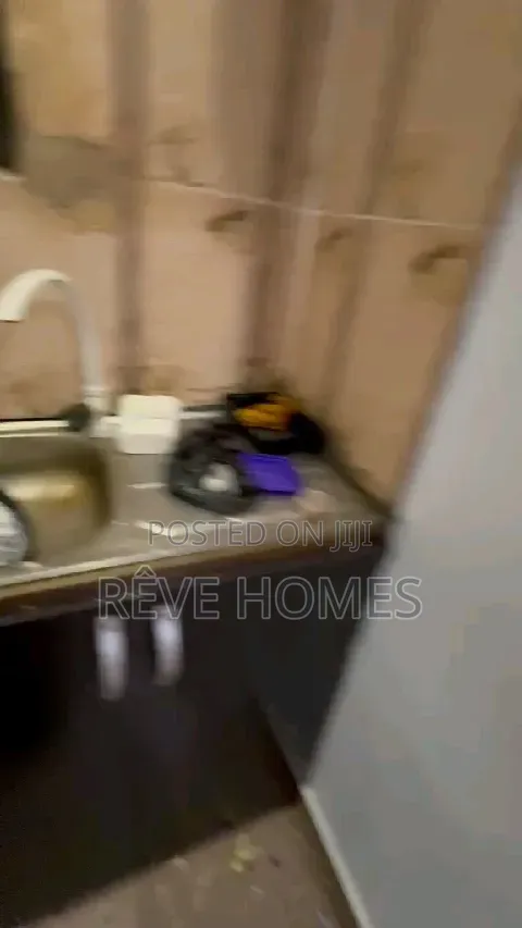 Studio Apartment in Soluyi for rent in Soluyi