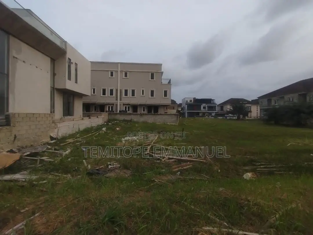 A Parcel of Land Measuring 611.421sqm in Lekki
