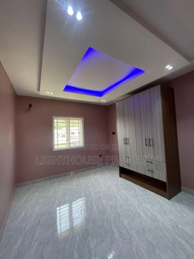 4bdrm Duplex in Brains And Hammers, Life Camp for rent in Life Camp