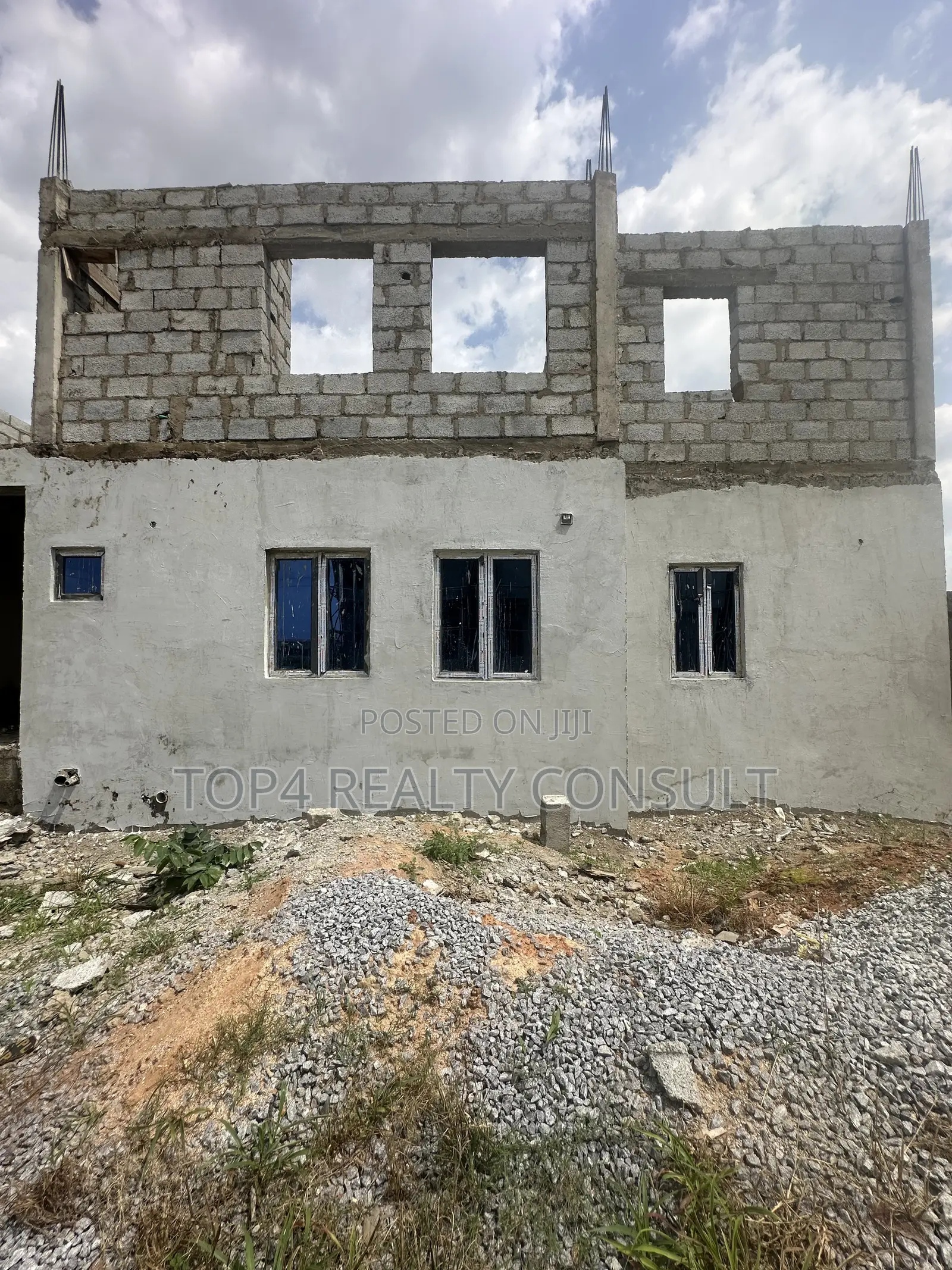 3bdrm Apartment in Crescent Garden, Kuje for sale in Kuje
