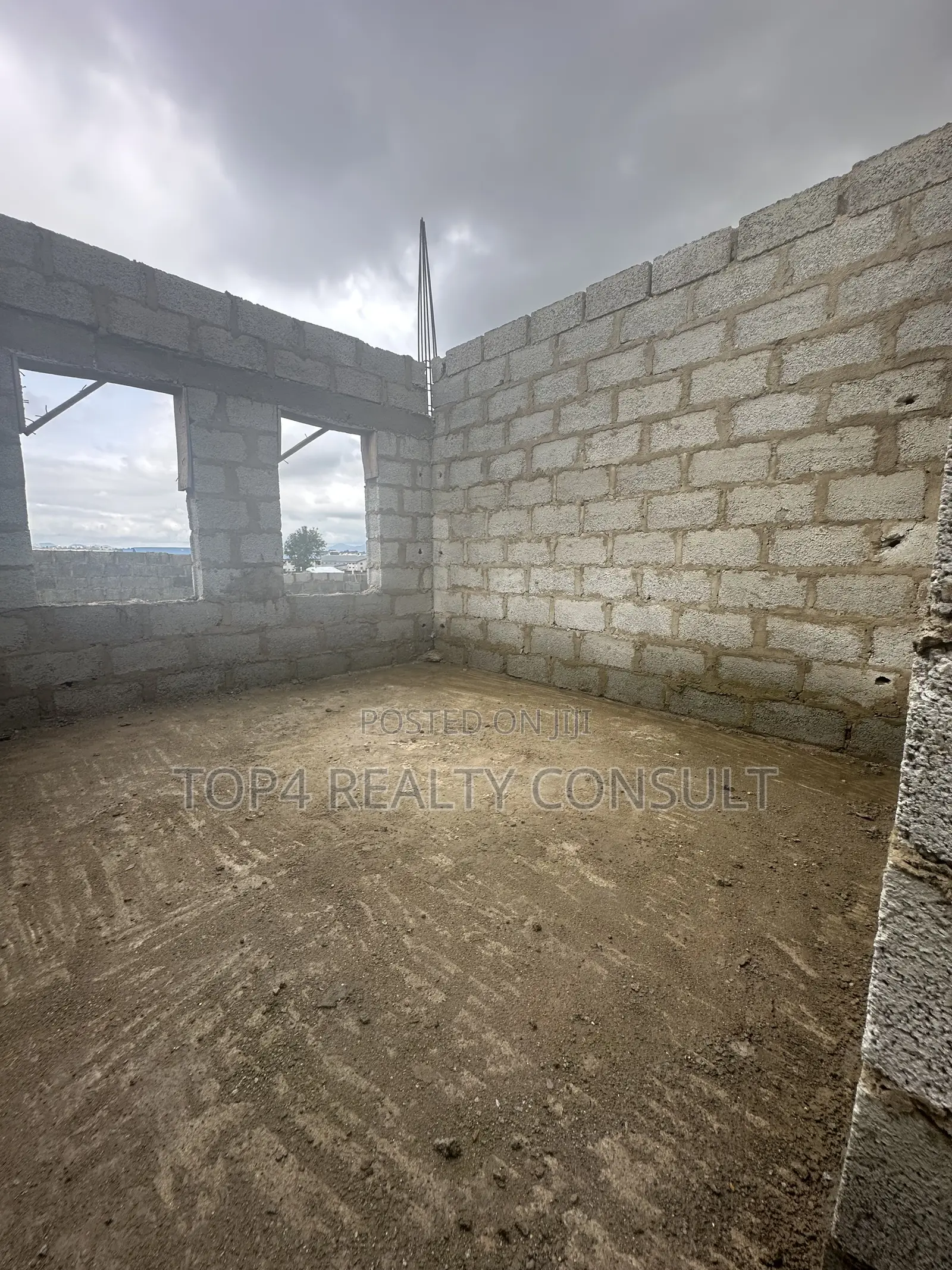 3bdrm Apartment in Crescent Garden, Kuje for sale in Kuje