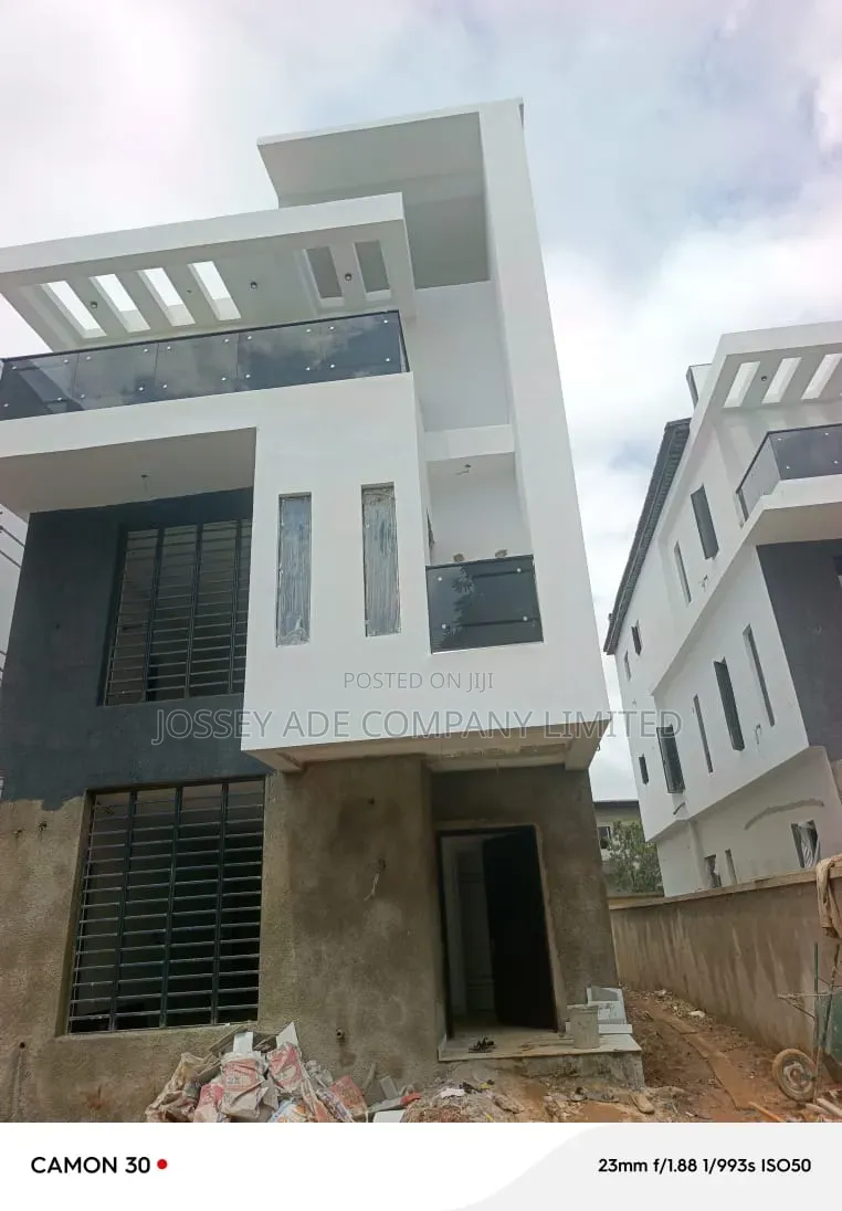 Furnished 5bdrm Duplex in Ikeja GRA for sale in Ikeja GRA