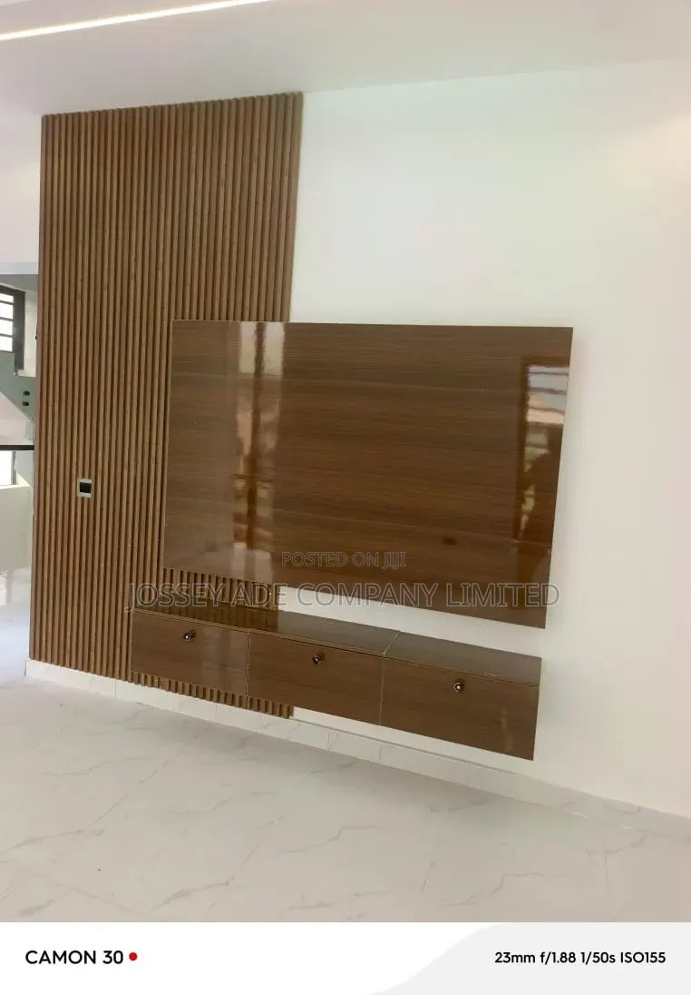 Furnished 5bdrm Duplex in GRA Phase 1 for sale in GRA Phase 1