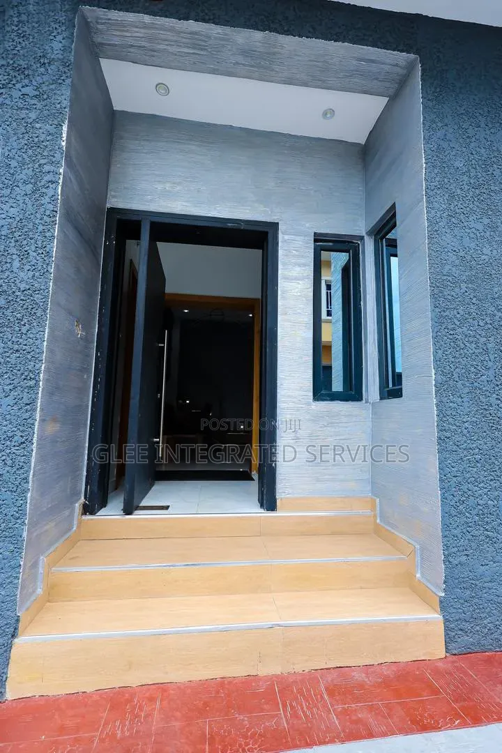 Furnished 4bdrm Townhouse / Terrace in Magodo Phase 2 for rent in GRA Phase 2 Shangisha