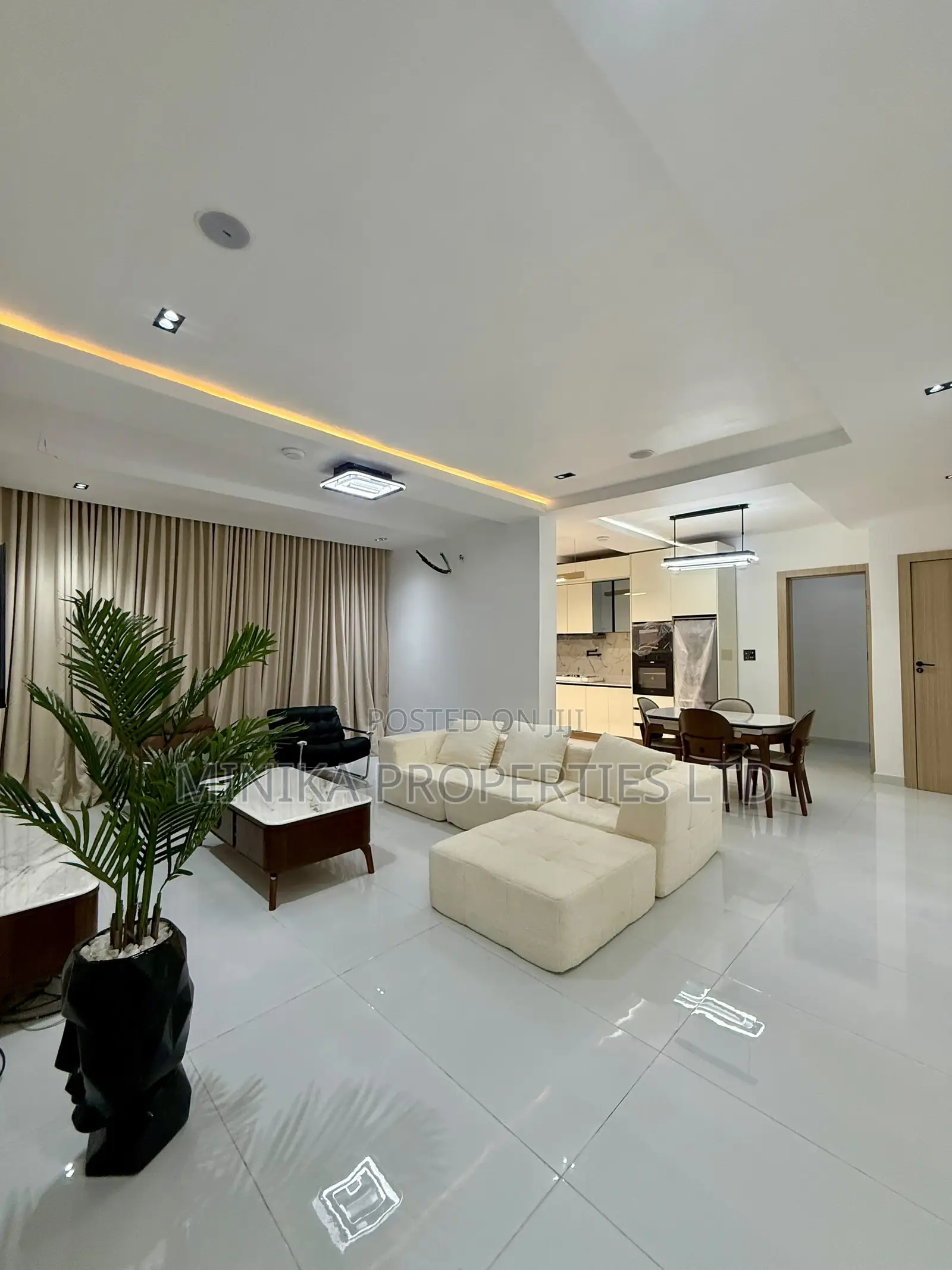 Furnished 3bdrm Apartment in Lekki Phase 1 for sale in Lekki Phase 1