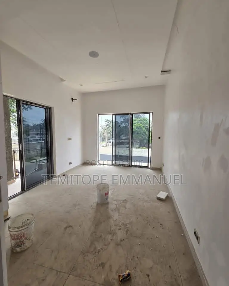 Furnished 3bdrm Apartment in Ikeja GRA for sale in Ikeja GRA