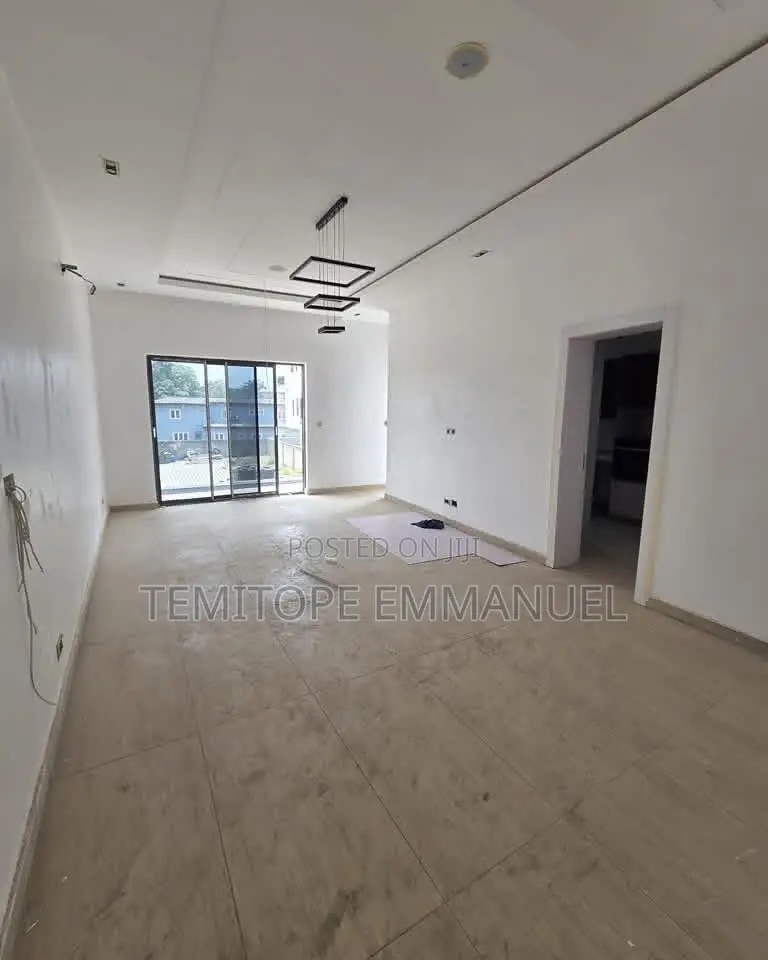 Furnished 3bdrm Apartment in Ikeja GRA for sale in Ikeja GRA