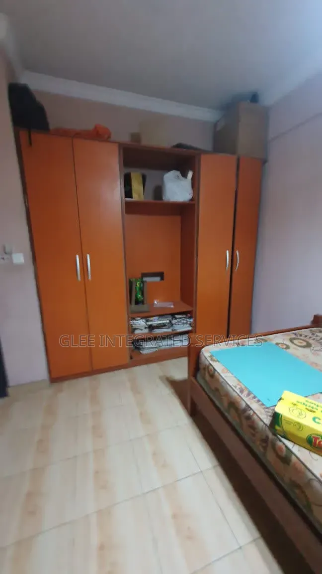 3bdrm Block of Flats in Akoka for sale in Akoka