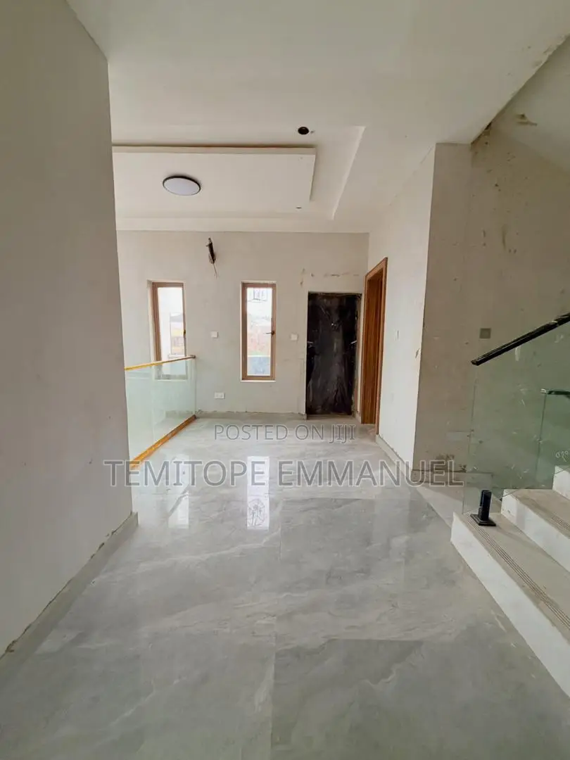 Furnished 5bdrm Duplex in GRA Phase 2 Shangisha for sale in GRA Phase 2 Shangisha