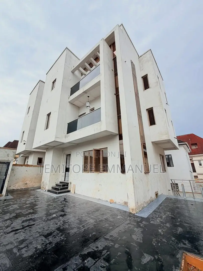 Furnished 5bdrm Duplex in GRA Phase 2 Shangisha for sale in GRA Phase 2 Shangisha