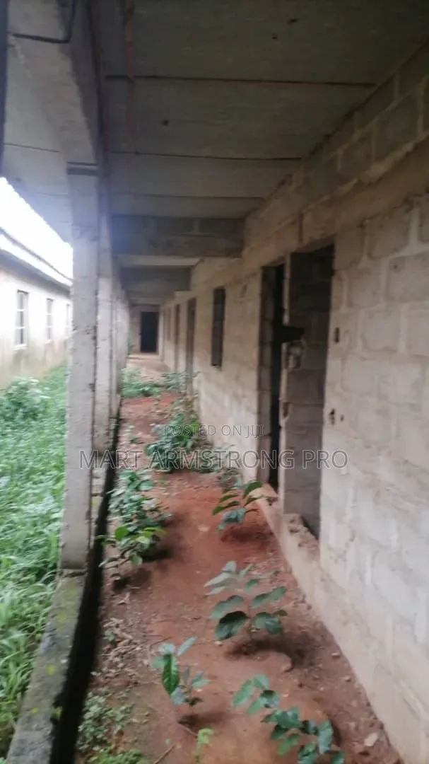 A Good Located School With Big Compound in Gberigbe