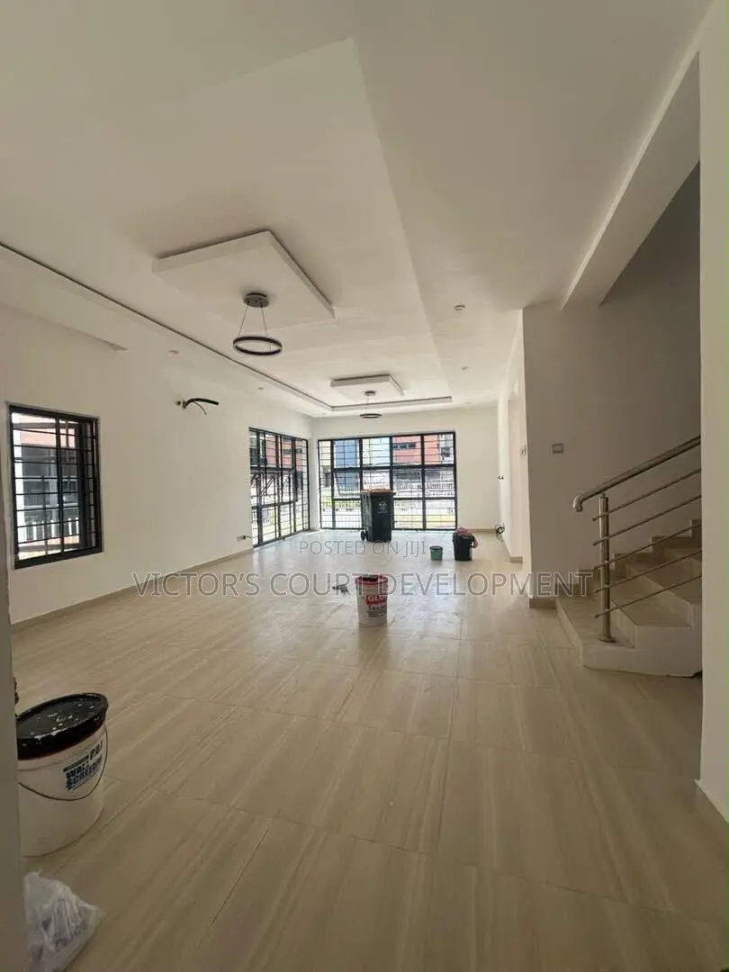 4bdrm Duplex in Ogudu Phase 2 Gra for rent in Ogudu GRA