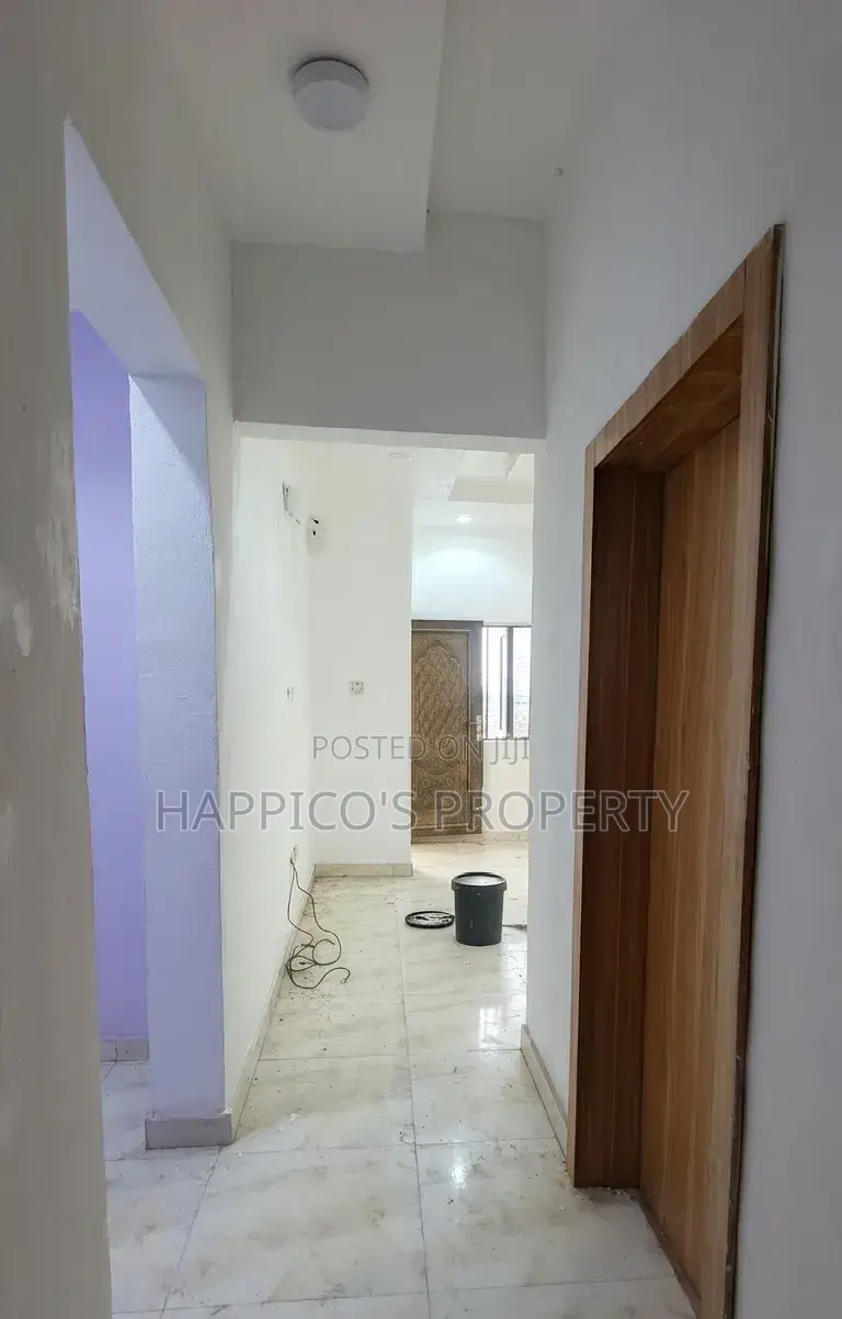 2bdrm Block of Flats in Sabo for rent in Sabo / Yaba