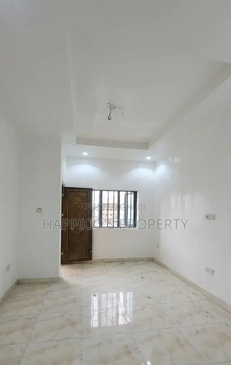 2bdrm Block of Flats in Sabo for rent in Sabo / Yaba
