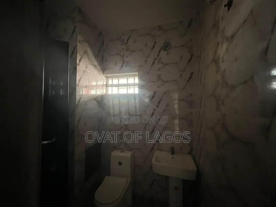 4bdrm Duplex in Ikota Lekki Lagos for rent in Ikota