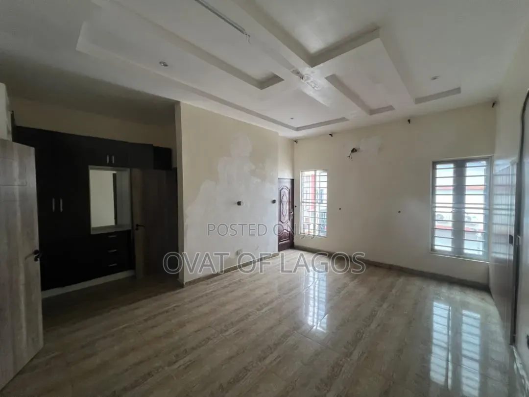 4bdrm Duplex in Ikota Lekki Lagos for rent in Ikota