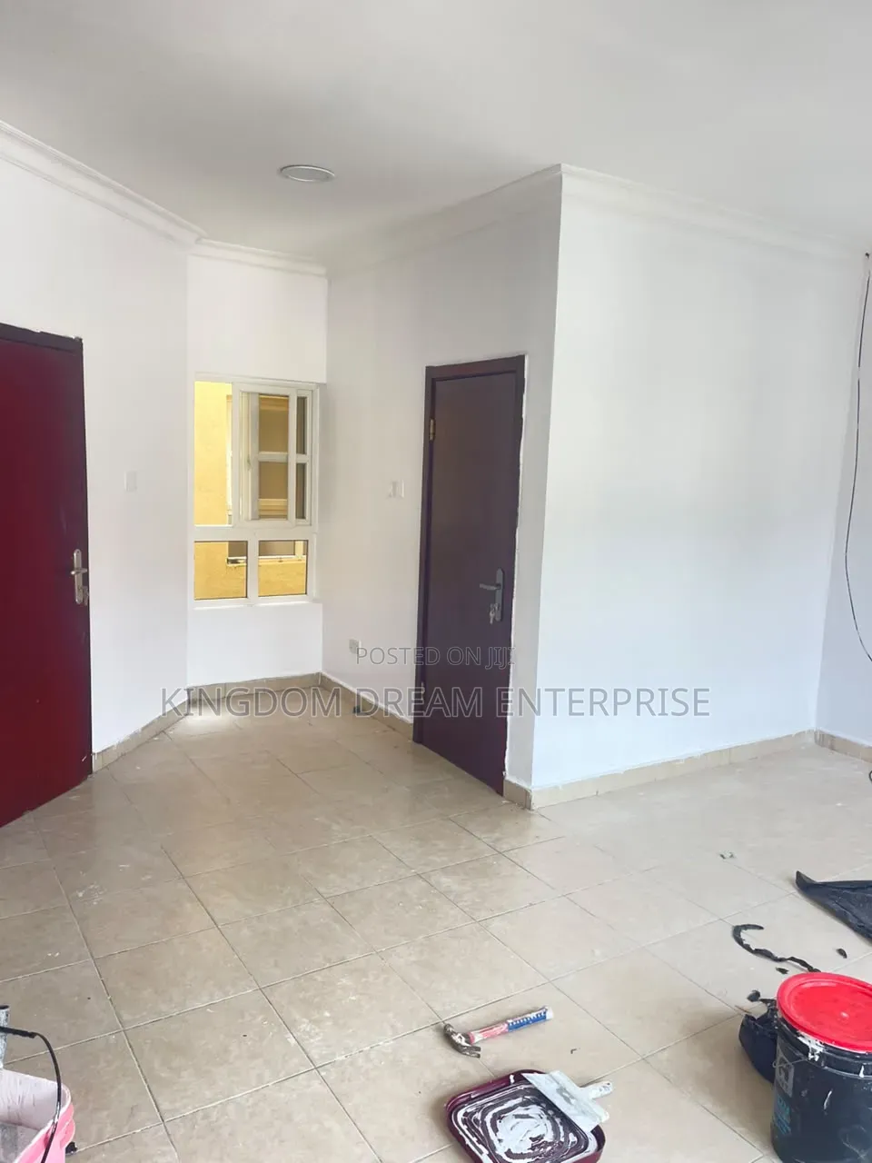Mini Flat in Bourdilon Court for rent in Chevron