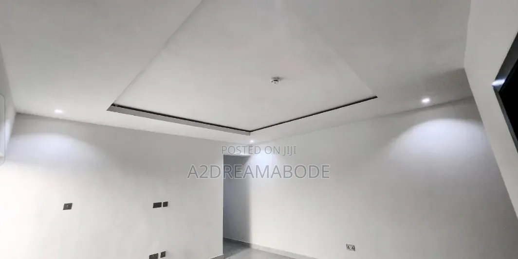 2bdrm Apartment in Alausa for sale in Alausa