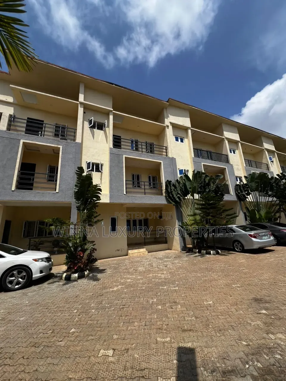 5bdrm Duplex in Around Godab Axis, Life Camp for rent in Life Camp