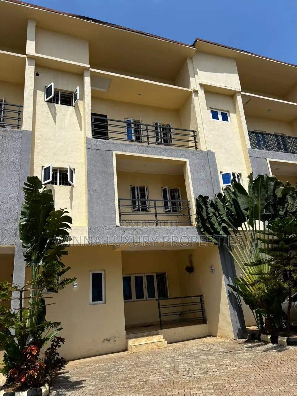 5bdrm Duplex in Around Godab Axis, Life Camp for rent in Life Camp