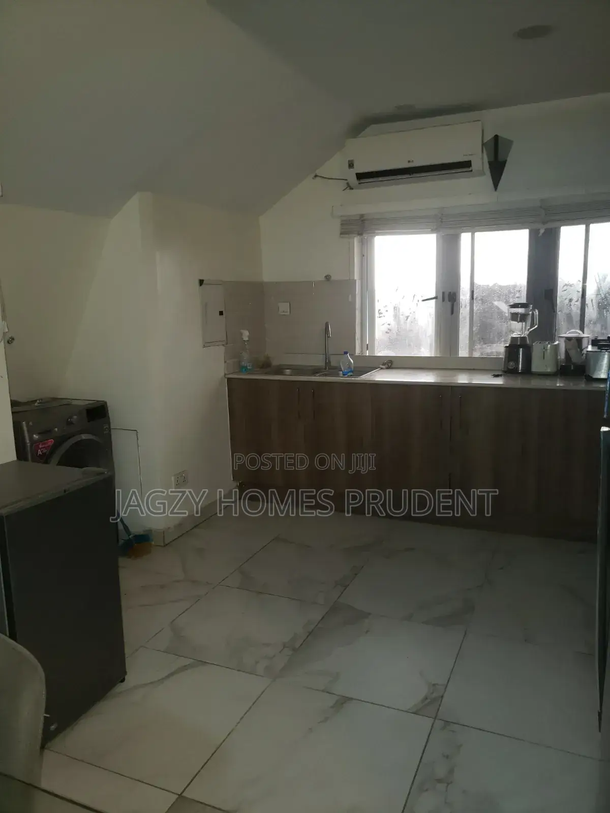 Furnished Mini Flat in Osapa London Estate for rent in Osapa london