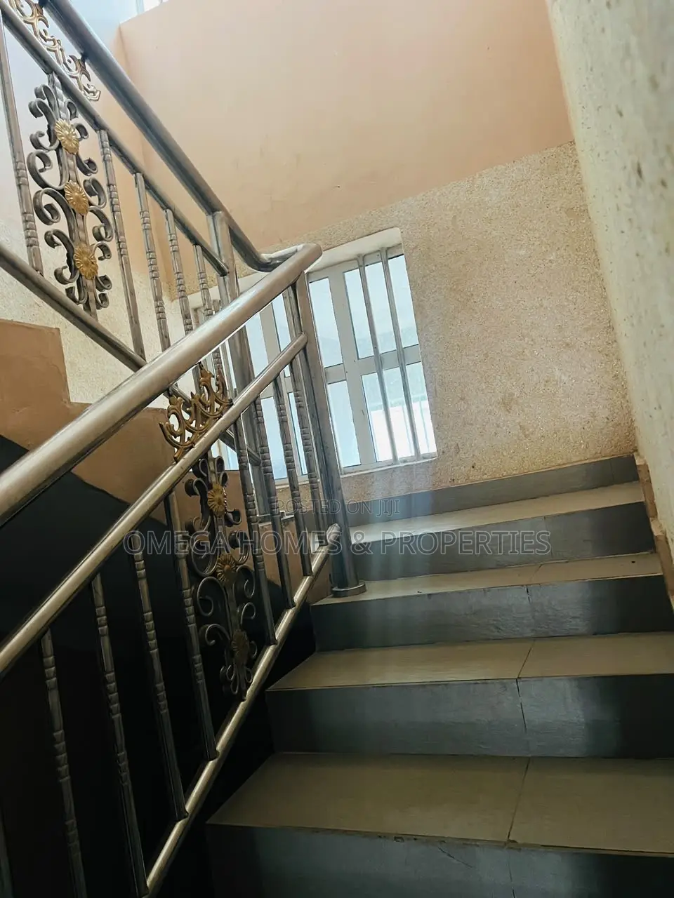 6bdrm Duplex in Umuahia for sale in Umuahia