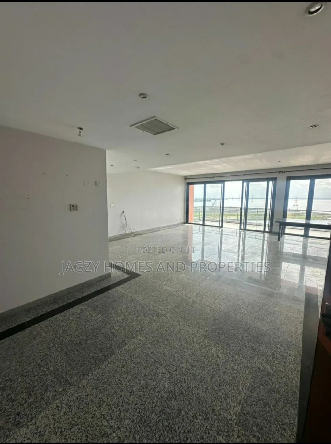 4bdrm Penthouse in Ocean Parade Estate, Banana Island for rent in Banana Island