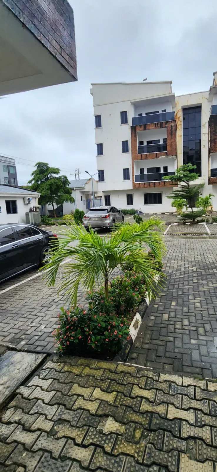 3bdrm Apartment in Chevron for rent in Chevron
