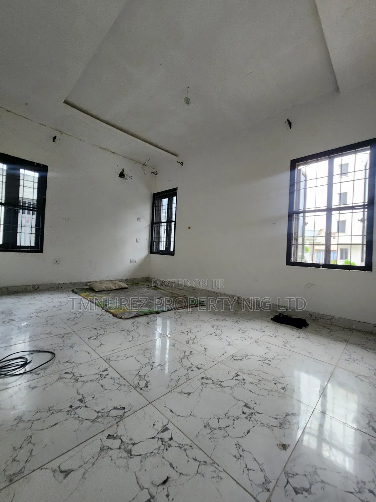 3bdrm Apartment in Chevron for rent in Chevron
