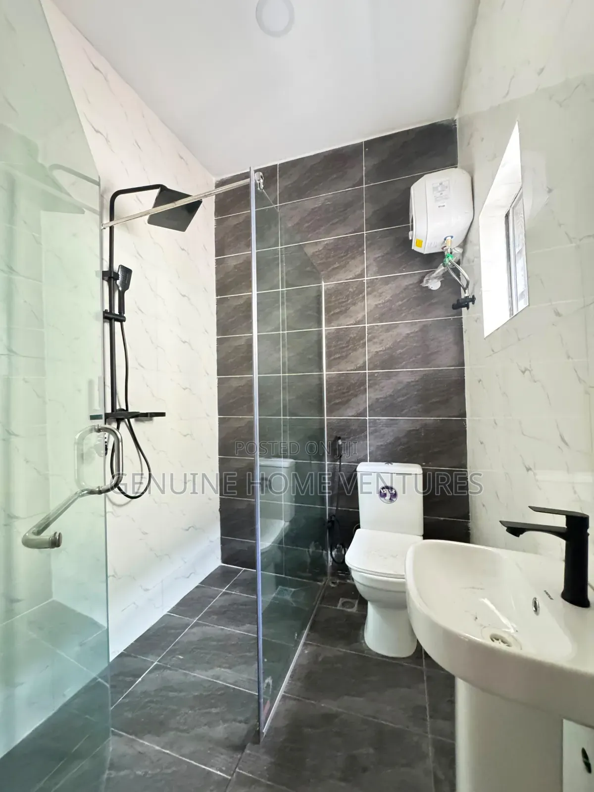 3bdrm Apartment in New Garage / Gbagada for sale in New Garage / Gbagada