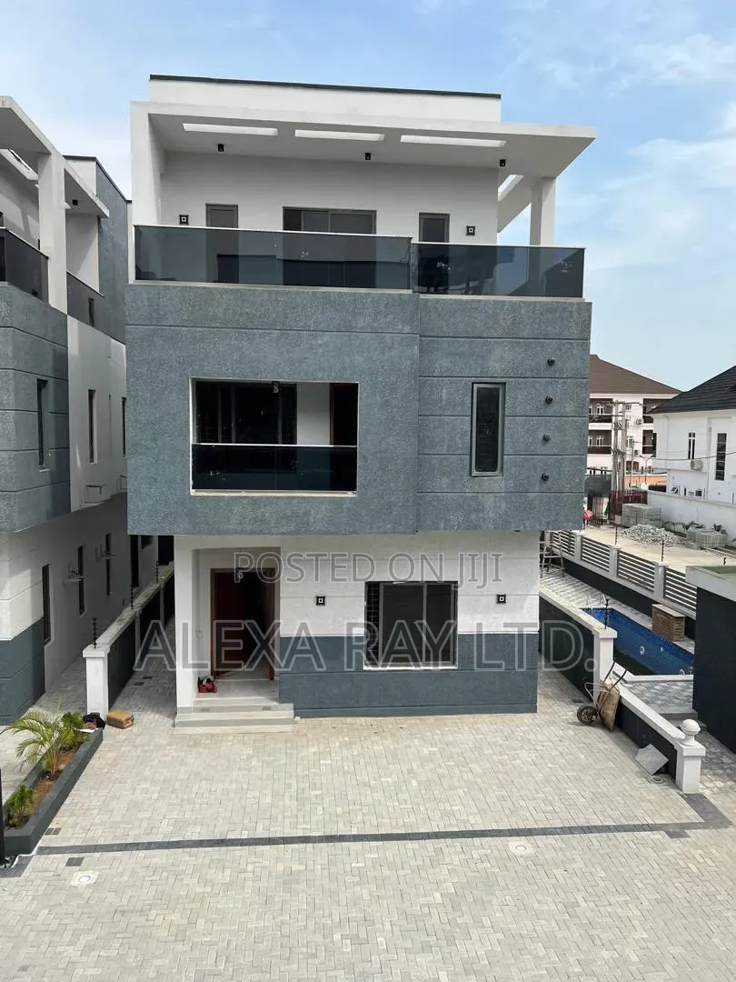 5bdrm Duplex in Ikate for rent in Ikate