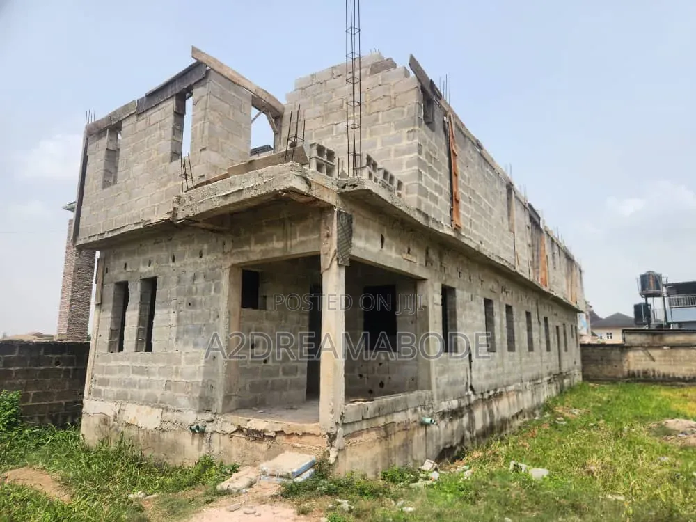 5bdrm Duplex in Opic, Isheri North for sale in Isheri North