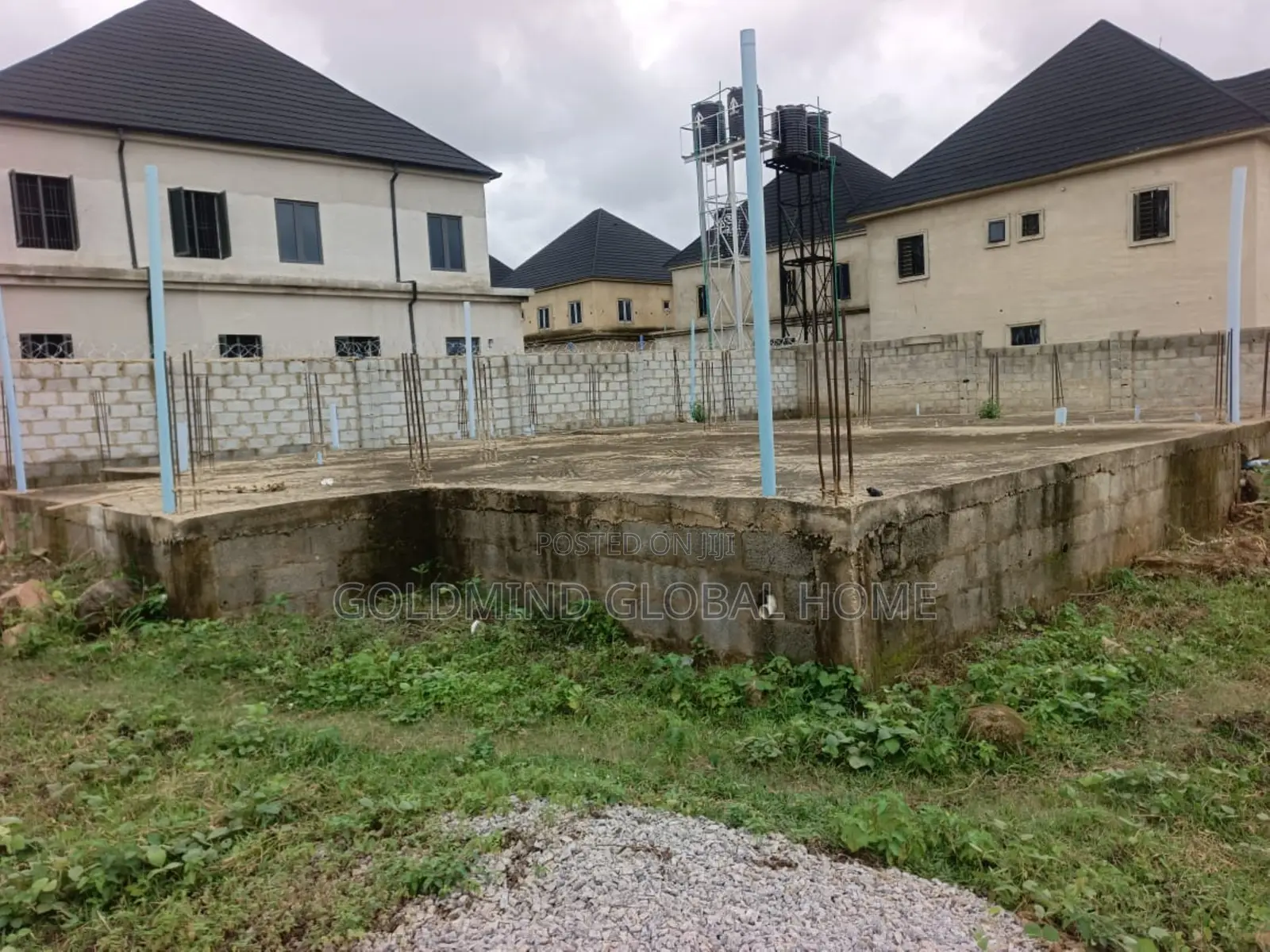 5bdrm Duplex in Seman Estate, Sabon Lugbe for sale in Sabon Lugbe