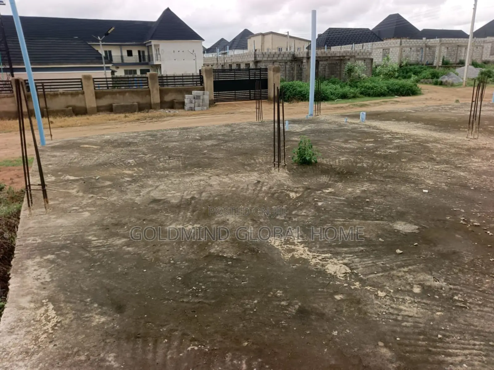 5bdrm Duplex in Seman Estate, Sabon Lugbe for sale in Sabon Lugbe